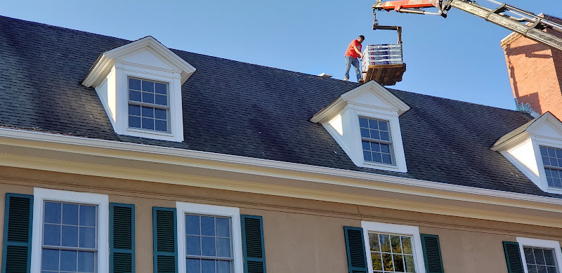 Strong Arm Construction - Roofing Contractor in Hicksville, New York