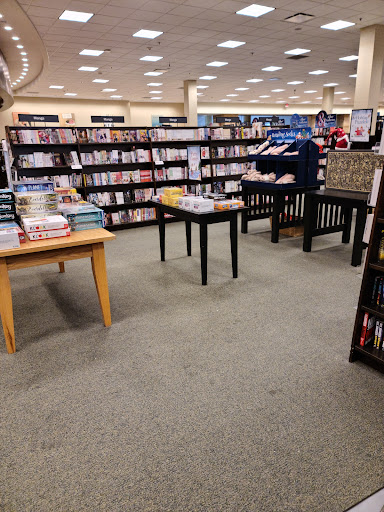 Book Store «Barnes & Noble», reviews and photos, 113 W County Center, Des Peres, MO 63131, USA