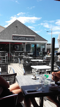 Atmosphère du Restaurant français La Voile Blanche à Larmor-Baden - n°2