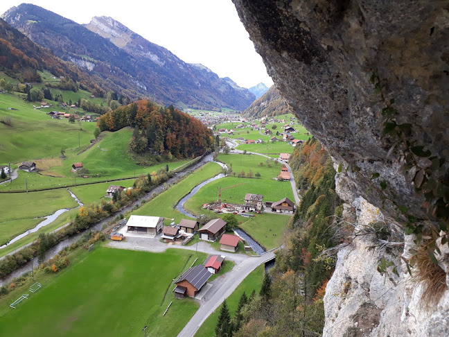 Rezensionen über Klettersteig Felspfad in Glarus - Fitnessstudio