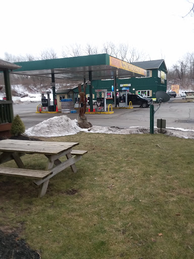 Tobacco Shop «Two Eagles Smoke Shop and Gas Mart», reviews and photos, 852 Bloomingdale Rd, Basom, NY 14013, USA