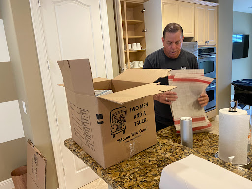 Moving and Storage Service «Two Men and a Truck», reviews and photos, 2160 N Andrews Ave, Pompano Beach, FL 33069, USA