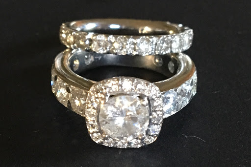 Jeweler «G V Jewelry», reviews and photos, 1926 W Foster Ave, Chicago, IL 60640, USA