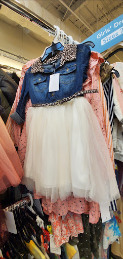 Department Store «Fashion Outlets of Chicago Nordstrom Rack», reviews and photos, 5220 Fashion Outlets Way #2325, Rosemont, IL 60018, USA