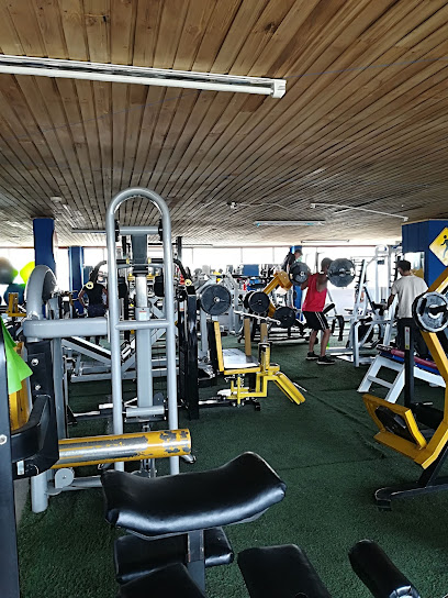 Holiday Gym - # 1 a 39, Cl. 39 Sur, Bogotá, Colombia
