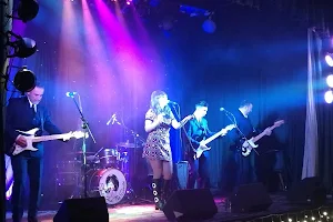 Sandy & the Secrets | 60's Band for Hire | Manchester | Cheshire image
