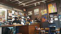 Atmosphère du Restaurant Aux Arts Etc... Café Galerie d'art à Paris - n°18