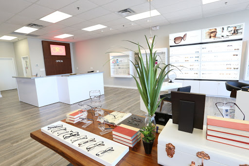 Real Optics - One Hour Optical, 4100 University Ave #106, West Des Moines, IA 50266, USA, 