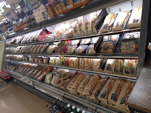 Grocery Store «Stop & Shop», reviews and photos, 200 E Main St, Stratford, CT 06614, USA