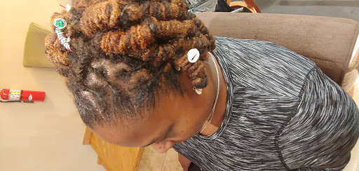 Hair Salon «Twisted Rootz Natural Hair Care Salon», reviews and photos, 2903 Oakland Ave, Greensboro, NC 27403, USA