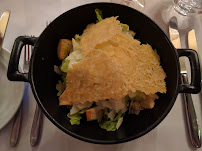 Salade César du Walt's. An American Restaurant à Chessy - n°10