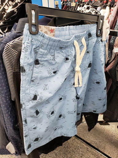 Clothing Store «Ross Dress for Less», reviews and photos, 10700 MacArthur Blvd, Oakland, CA 94605, USA