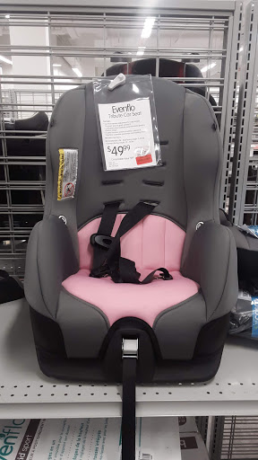 Clothing Store «Burlington Coat Factory», reviews and photos, 4849 Golf Rd, Skokie, IL 60077, USA