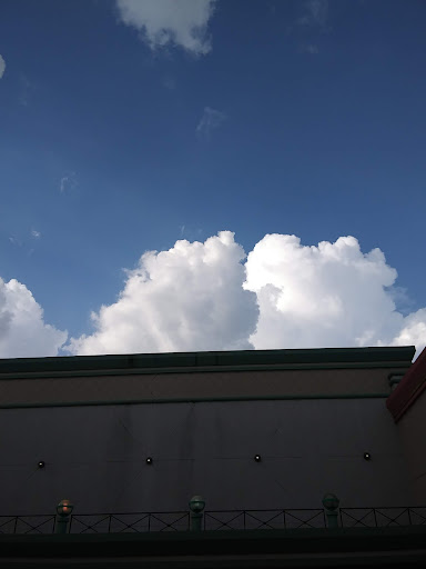 Movie Theater «AMC Showplace Village Crossing 18», reviews and photos, 7000 Carpenter Rd, Skokie, IL 60077, USA