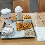 Photo n° 1 de l'avis de Gaël.E fait le 03/06/2024 à 20:35 pour Five Guys Toulon La Valette à La Valette-du-Var