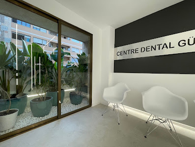 Centre Dental Güell Carrer Josep Darder, 3, 1º piso B, Llevant, 07008 Palma, Illes Balears, España