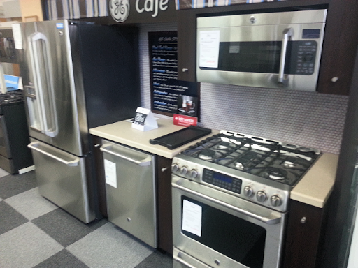 Appliance Store «Sohns Appliance Center Inc», reviews and photos, 23 Main St, Walden, NY 12586, USA
