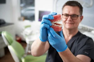 C The Dentist image