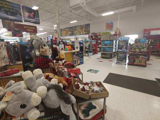 Pet Supply Store «Petco Animal Supplies», reviews and photos, 438 Southbridge St, Auburn, MA 01501, USA