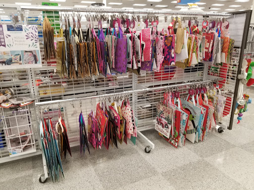 Clothing Store «Ross Dress for Less», reviews and photos, 7290 191st St, Tinley Park, IL 60477, USA