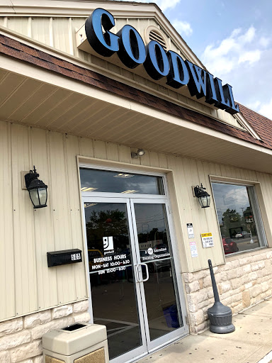 Thrift Store «Goodwill», reviews and photos