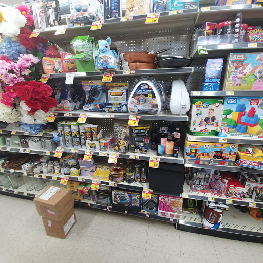Discount Store «Dollar General», reviews and photos, 859 Nazareth Pike, Nazareth, PA 18064, USA