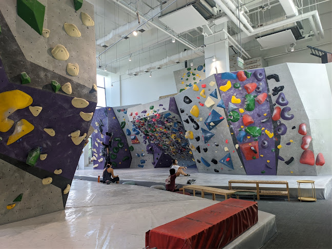 boulder+ Aperia - Singapore