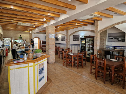 Restaurante los Barquicos - P.º Marítimo, 31, 04140 Carboneras, Almería, Spain