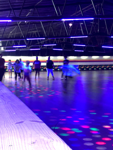 Roller Skating Rink «Western Skateland», reviews and photos, 930 W 17th St, Bloomington, IN 47404, USA