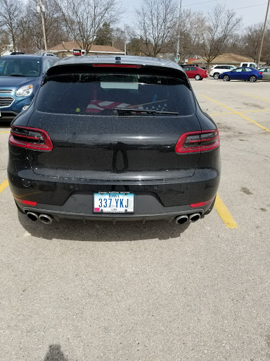 Tire Shop «Walmart Tires & Auto Parts», reviews and photos, 3601 29th Ave SW, Cedar Rapids, IA 52404, USA