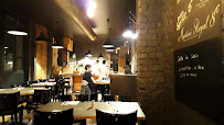 Atmosphère du Restaurant italien La Fabbrica Montmartre à Paris - n°13