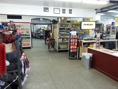 Animal Feed Store «Farm and City Supply», reviews and photos, 1825 E Army Post Rd, Des Moines, IA 50320, USA
