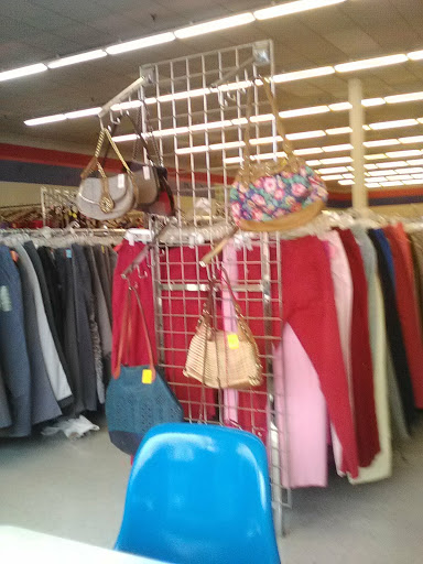 Thrift Store «Volunteers of America Thrift Store-North Columbus- Indianola», reviews and photos