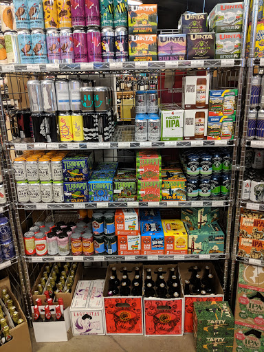 Liquor Store «Roof Brothers Wine & Liquors», reviews and photos, 3145 Park Ave, Paducah, KY 42001, USA