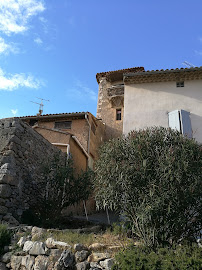 Ruine des tours et remparts D'Aups du Crêperie Crêperie Maison Cyriange à Aups - n°1