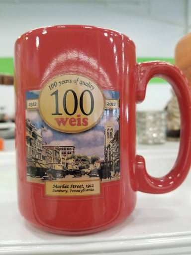 Shopping Mall «Shillington Shopping Center», reviews and photos, 502 E Lancaster Ave, Reading, PA 19607, USA