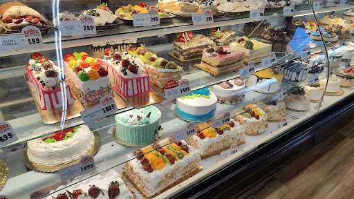 Grocery Store «Superior Grocers», reviews and photos, 1375 N Citrus Ave, Covina, CA 91722, USA