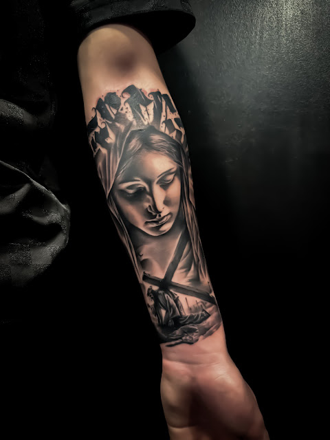 A.Dent Tattooer / Maison Chateaunoir
