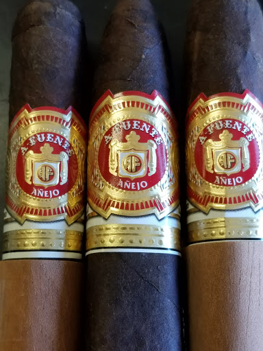 Tobacco Shop «Up In Smoke Fine Cigars», reviews and photos, 3983 Lavista Rd # 187, Tucker, GA 30084, USA