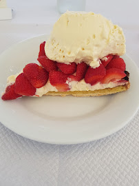 Gâteau aux fraises du Aux Goûters Champêtres Restaurant du Hameau à Chantilly - n°7