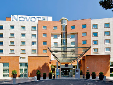 Hotel Novotel Roma Est Via Andrea Noale, 291, 00155 Roma RM, Italia