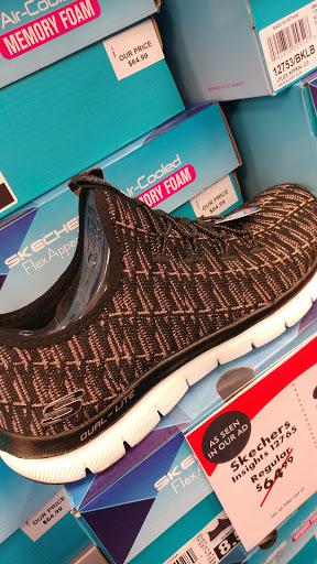 Shoe Store «Shoe Carnival», reviews and photos, 1500 Greentree Blvd, Clarksville, IN 47129, USA