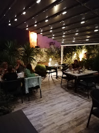 Atmosphère du Restaurant Le Jardin de Tienou à Pierrelatte - n°4