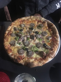 Plats et boissons du Pizzeria Pizza Gadiamb à Saint-Pierre - n°18