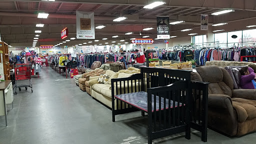 Thrift Store «Red Racks & Dav Thrift Stores», reviews and photos, 2855 S Kansas Expy, Springfield, MO 65807, USA