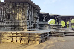 Thousand Pillar Temple image