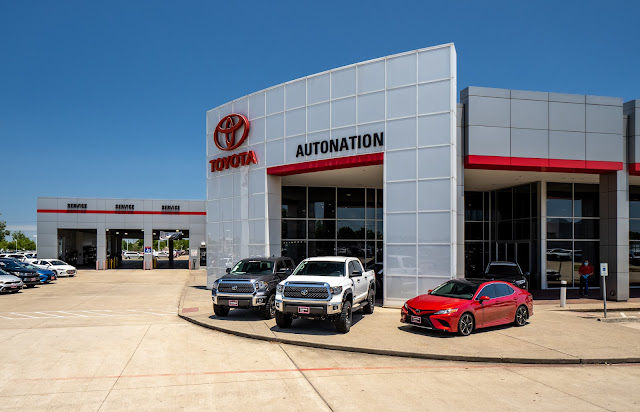 AutoNation Toyota Gulf Freeway