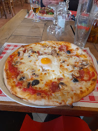 Pizza du Restaurant italien Le Colisée à Thoissey - n°17