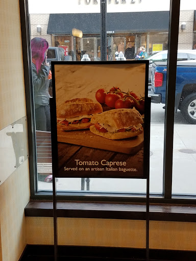 Book Store «Barnes & Noble», reviews and photos, 5755 N Bayshore Dr, Glendale, WI 53217, USA