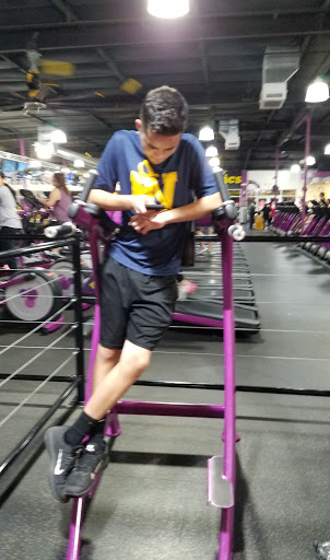 Gym «Planet Fitness - Modesto West, CA», reviews and photos, 2045 W Briggsmore Ave Suite B14, Modesto, CA 95350, USA